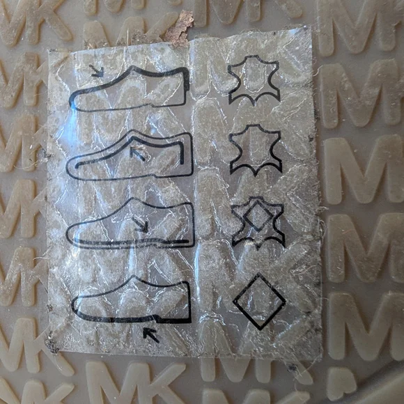 MICHAEL Michael Kors Nude Beige Patent Leather Keek Pump Heels - Picture 7 of 7